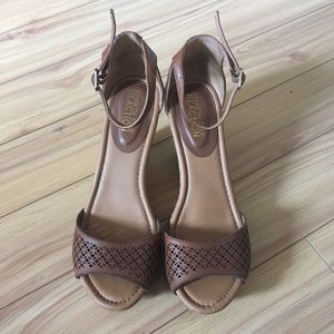 Kenneth Cole Wedges